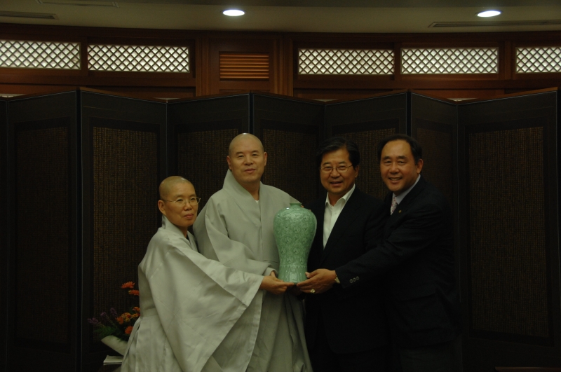 2010.07.14_이천시장 예방 (16)